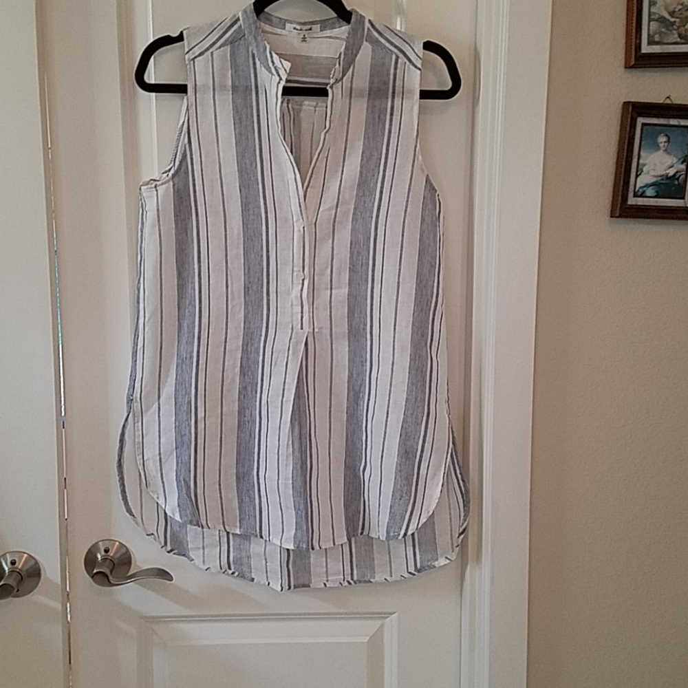 Blue and white sleeveless summer top